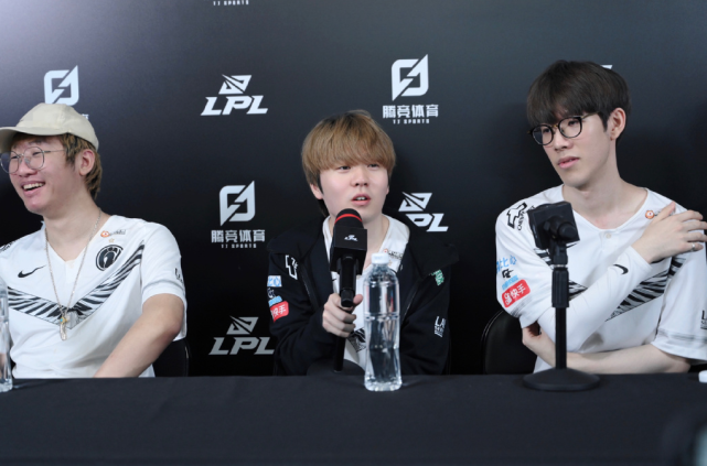 以巴萨当下 以巴萨当下