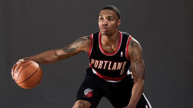 主角地位 主角地位