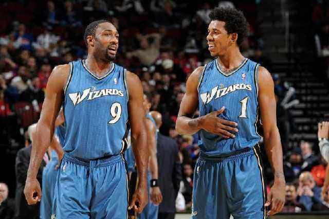 同时呈现 同时呈现