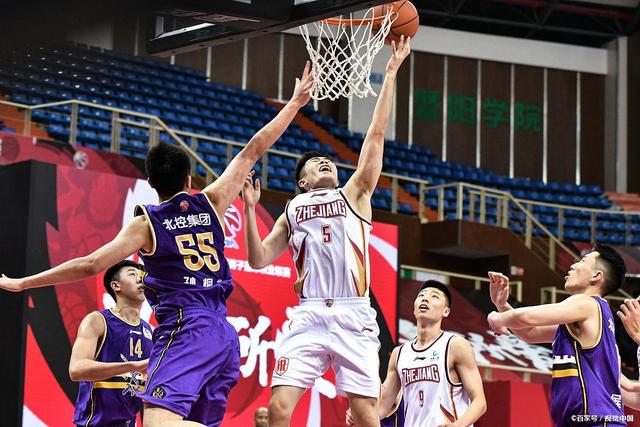 防守错位与 防守错位与